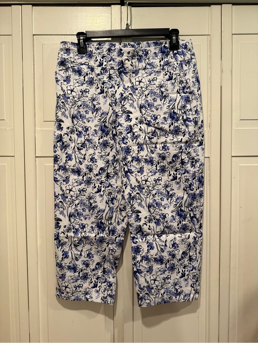 Croft and barrow capris NWOT size 8